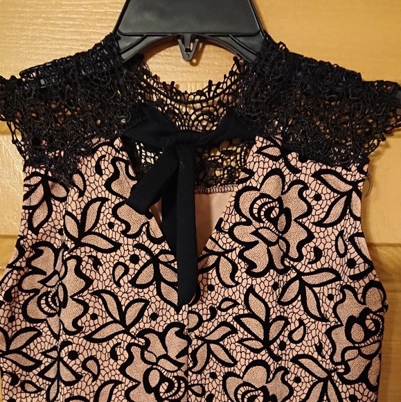 Dress - Picture 4 of 4